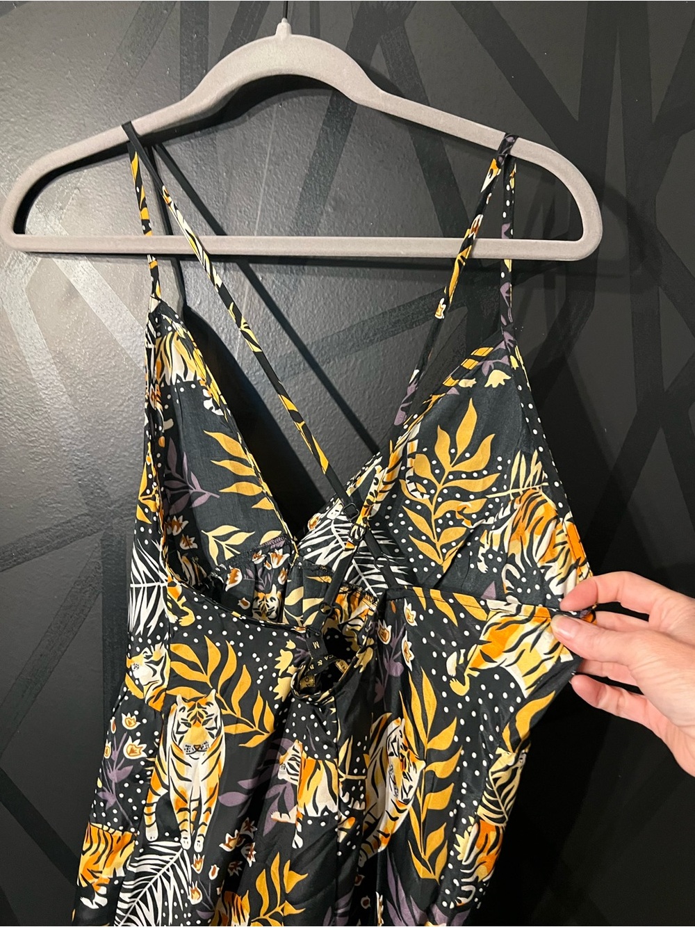 America & Beyond Bengal Beauty Maxi Dress NWT Medium Tiger Print Tropical Boho - Picture 5 of 6